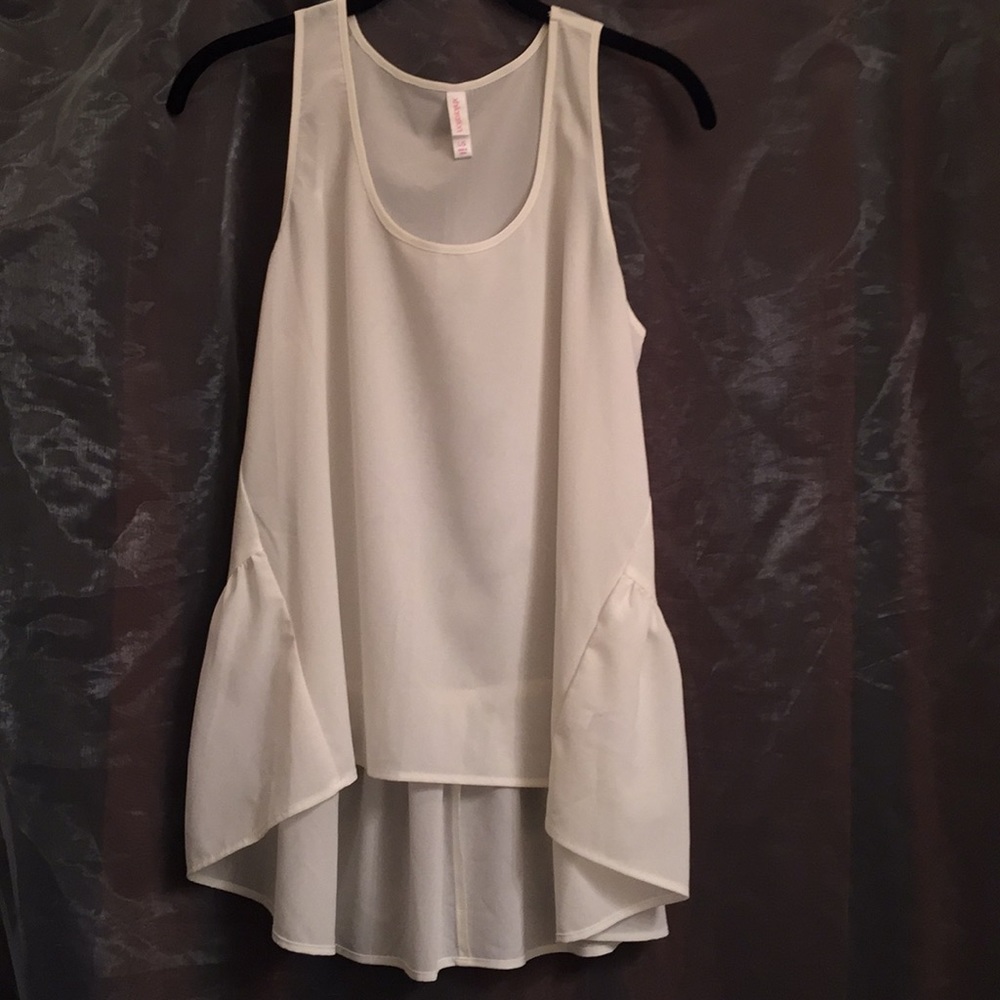 Off-white high/low shirt